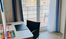 Apartmenthaus Hafenspitze  Ap. 8  "MEERZEIT"  Blickrichtung Innenstadt / Binnenhafen West