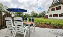 Schönes Ferienhaus in Boltenhagen mit Terrasse, Grill und Garten