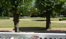 Balkon mit Ausblick auf den Lindenpark