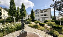 Terrasse mit Blick auf  Kindergarten