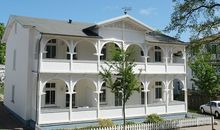 Reihenferienhaus mit Kamin und Terrasse im Ostseeland OFC 11