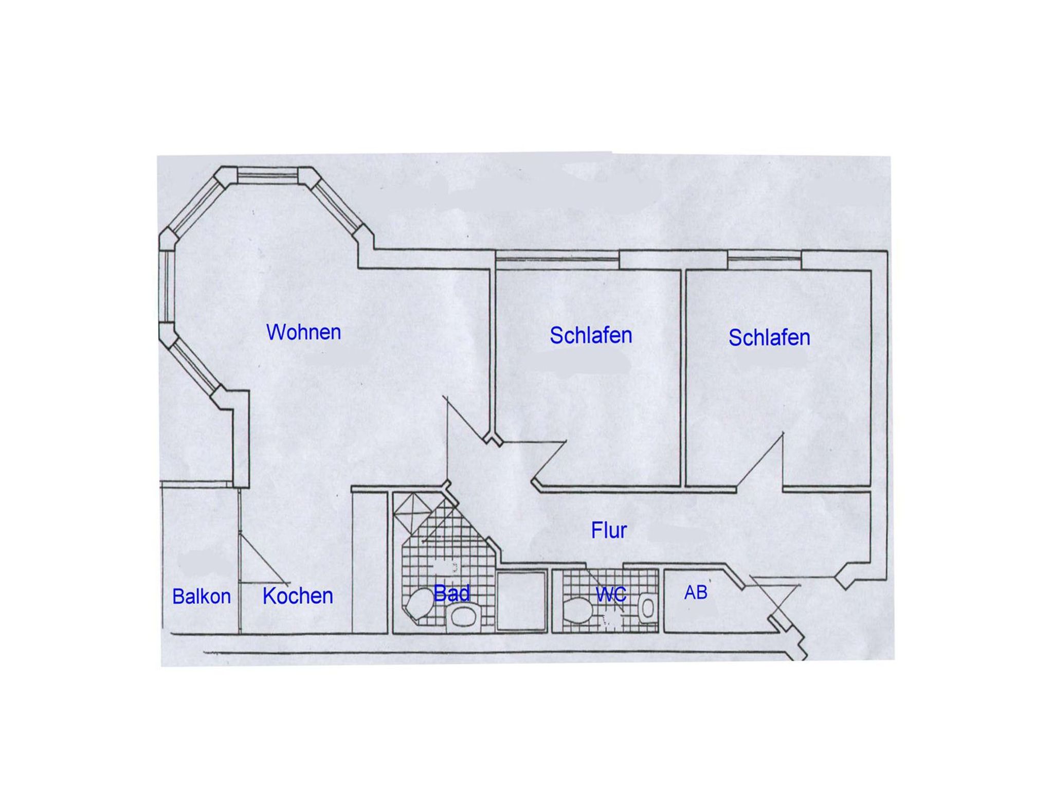 erster Balkon begehbar von der Küche