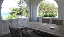 Möblierter Balkon mit Blick auf die Ostsee