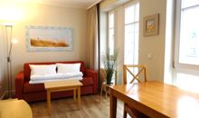 2. Schlafzimmer mit Blick Richtung Strand