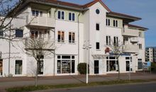 Das Haus Strandstrasse 28-30b liegt besonders strandnah, im Ostseebad Karlshagen auf der Sonneninsel Usedom.
