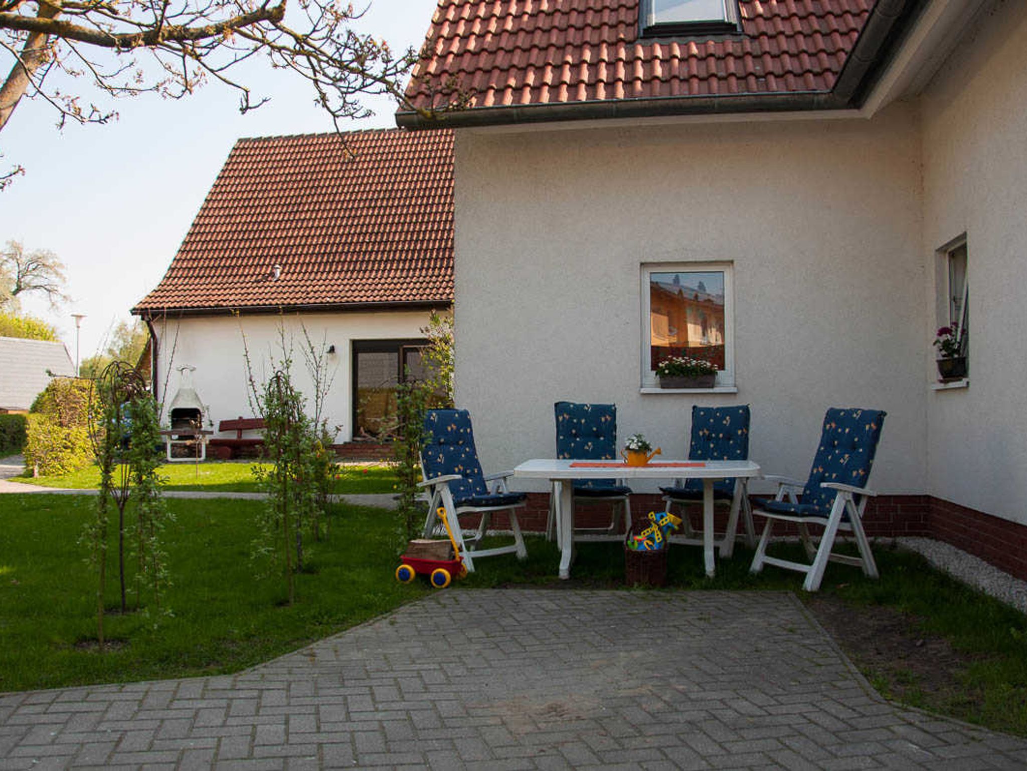 Sitzecke im Garten - Fewo f. Gäste