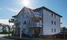 SüdWest Ansicht des Ferienhauses Am Maiglöckchenberg 5 mit dem Büro von Ferienhaus Vrantny im EG.