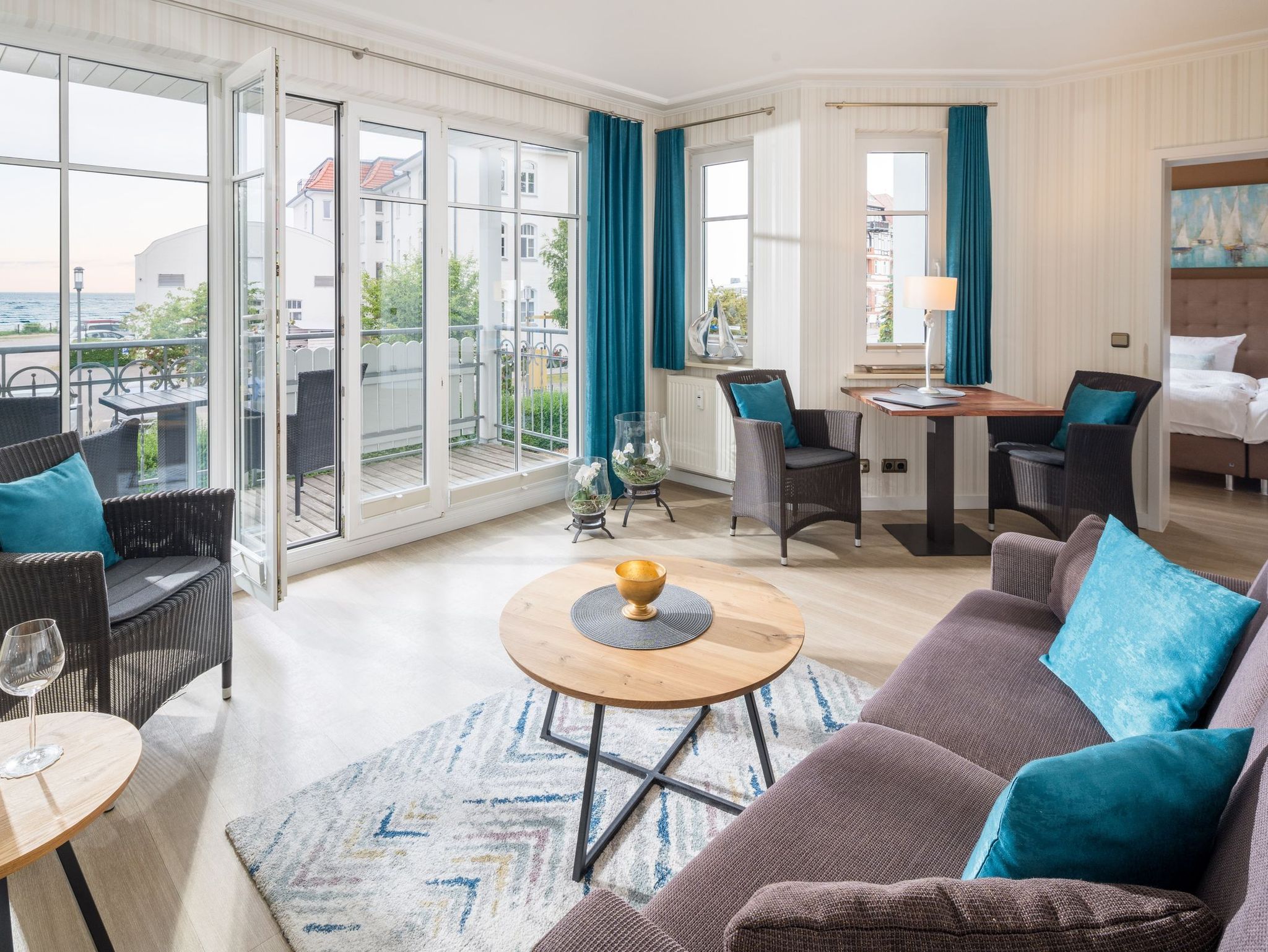 Ferienappartements zum Ostseestrand mit Terrasse