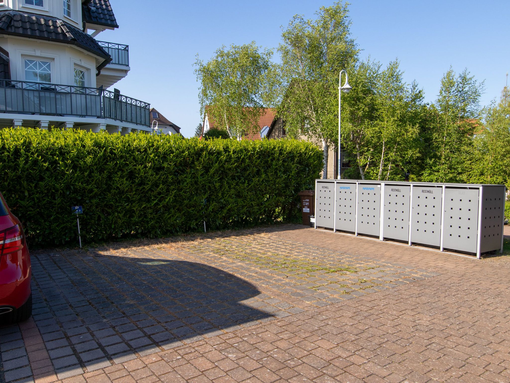 Terrasse mit Garten & Strandkorb