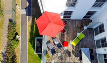 überdachte Terrasse mit Blick Richtung Sundpromenade