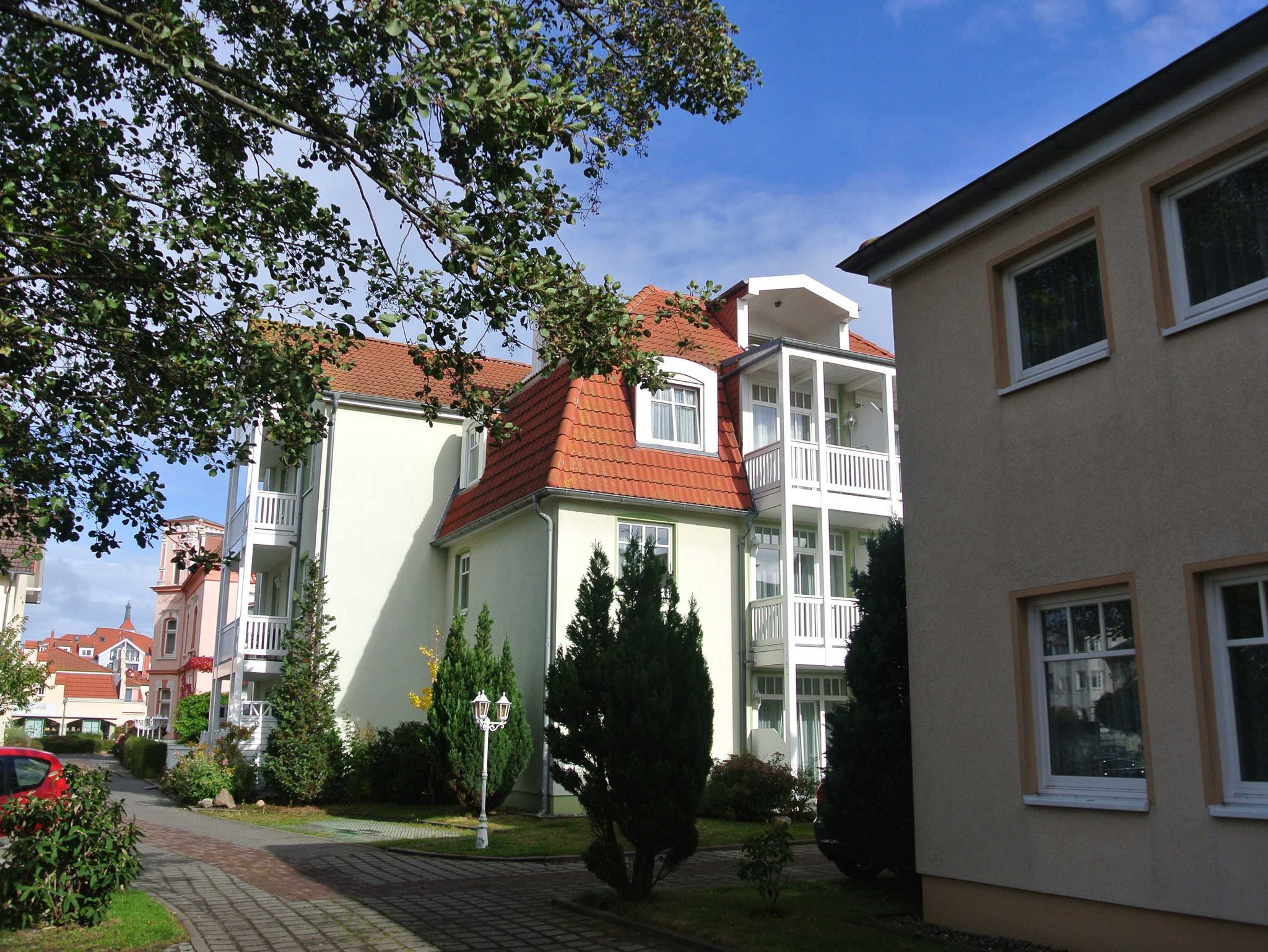 Blick zur Terrassentür-Essplatz