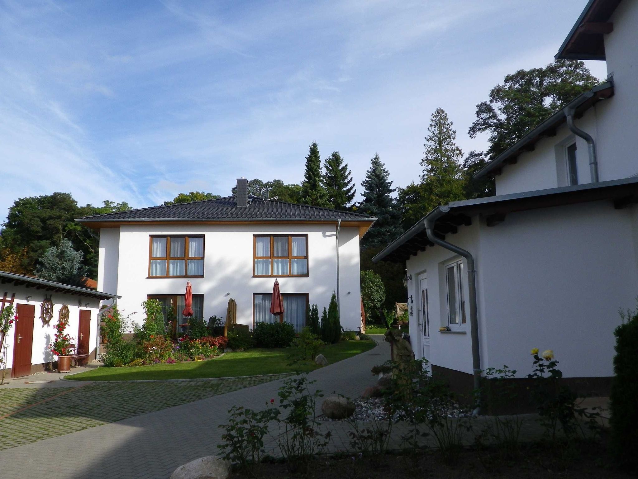 Garten mit Gartenhäuschen