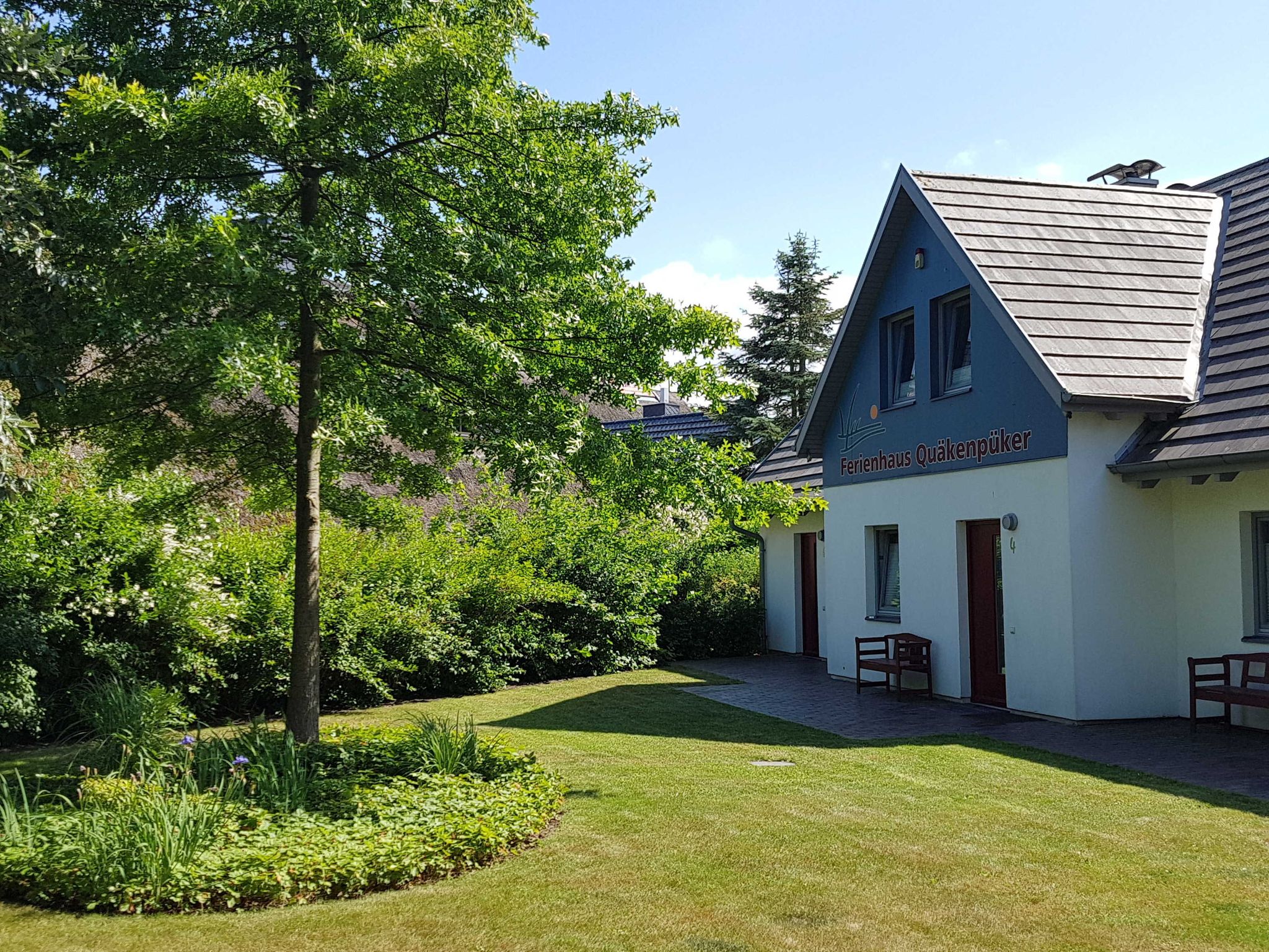 Gutshaus-Appartem. mit Kamin, Außenpool und tlw. Sauna