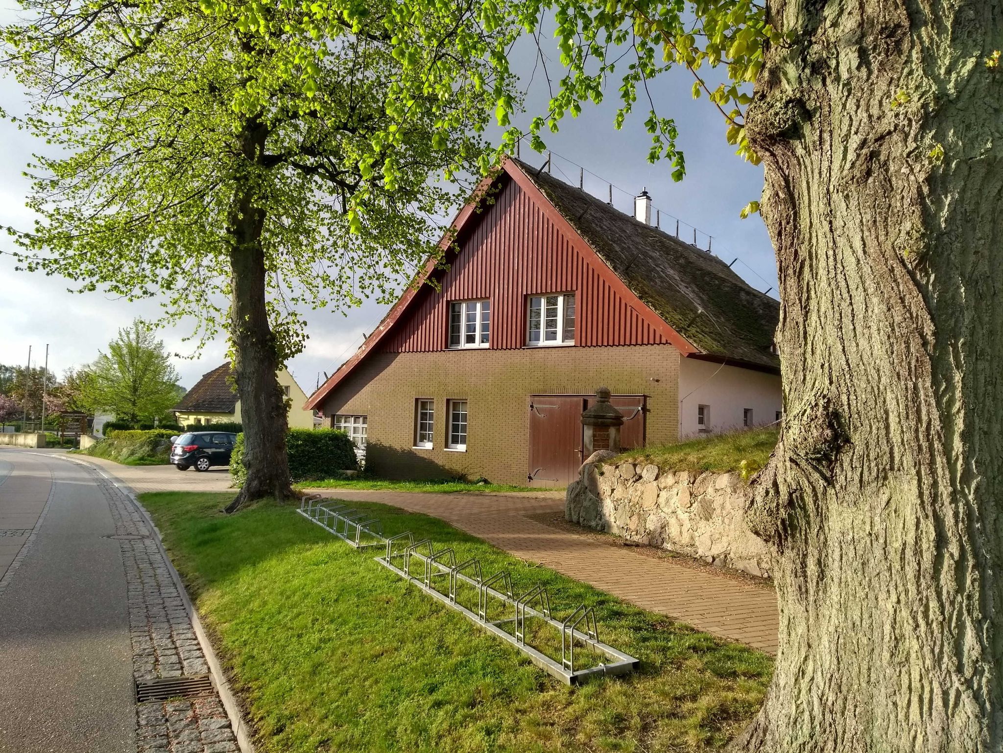 Ferienhof Altona, Ausblick vom Garten über die Felder