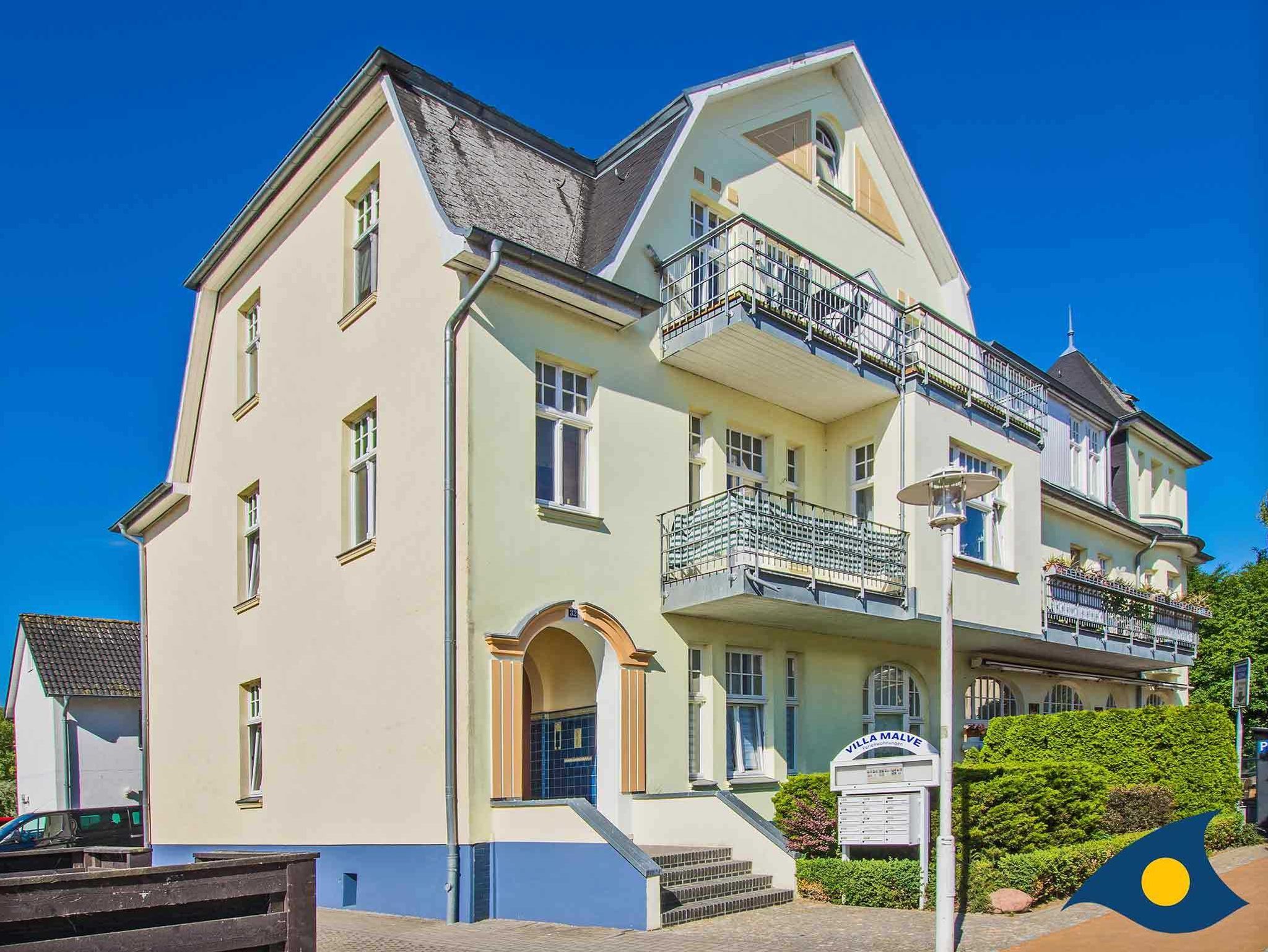 Katharina  Whg 108 2 Raum mit Balkon