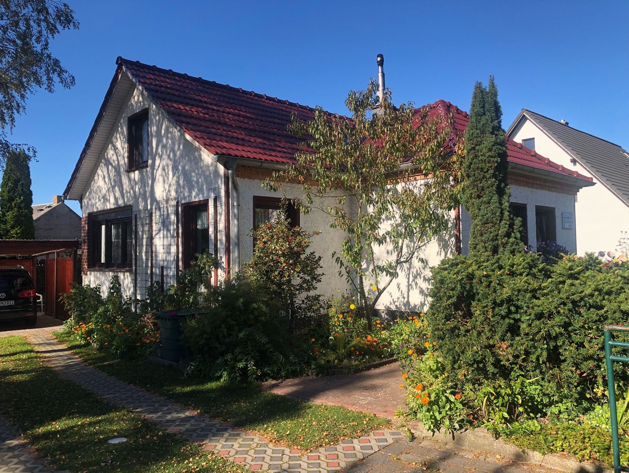 bestuhlter Balkon im Obergeschoss