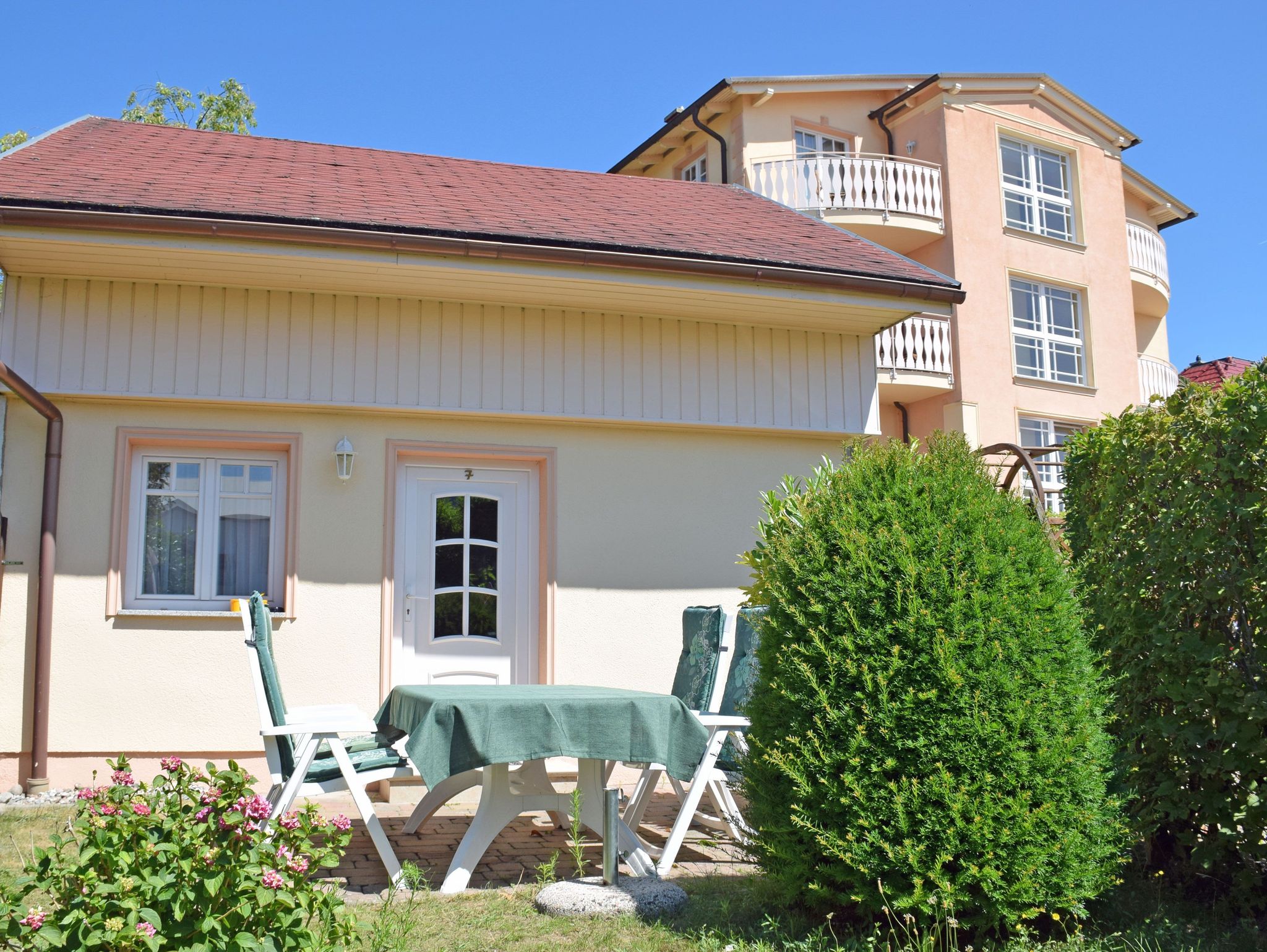 Ferienwohnung 5 unten rechts in der Stranddistel-Haus Gudrun