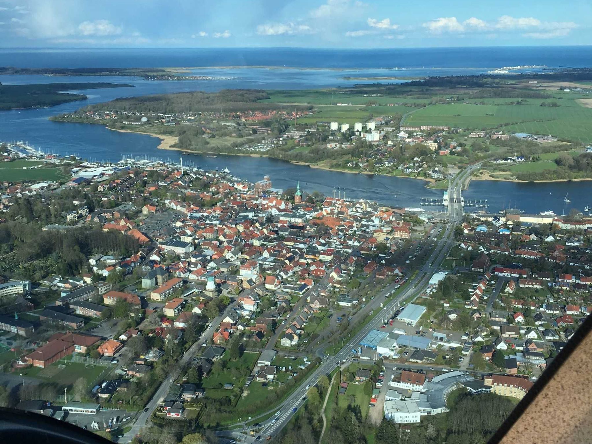 Stranddistel Waldstraße 8a und 8g