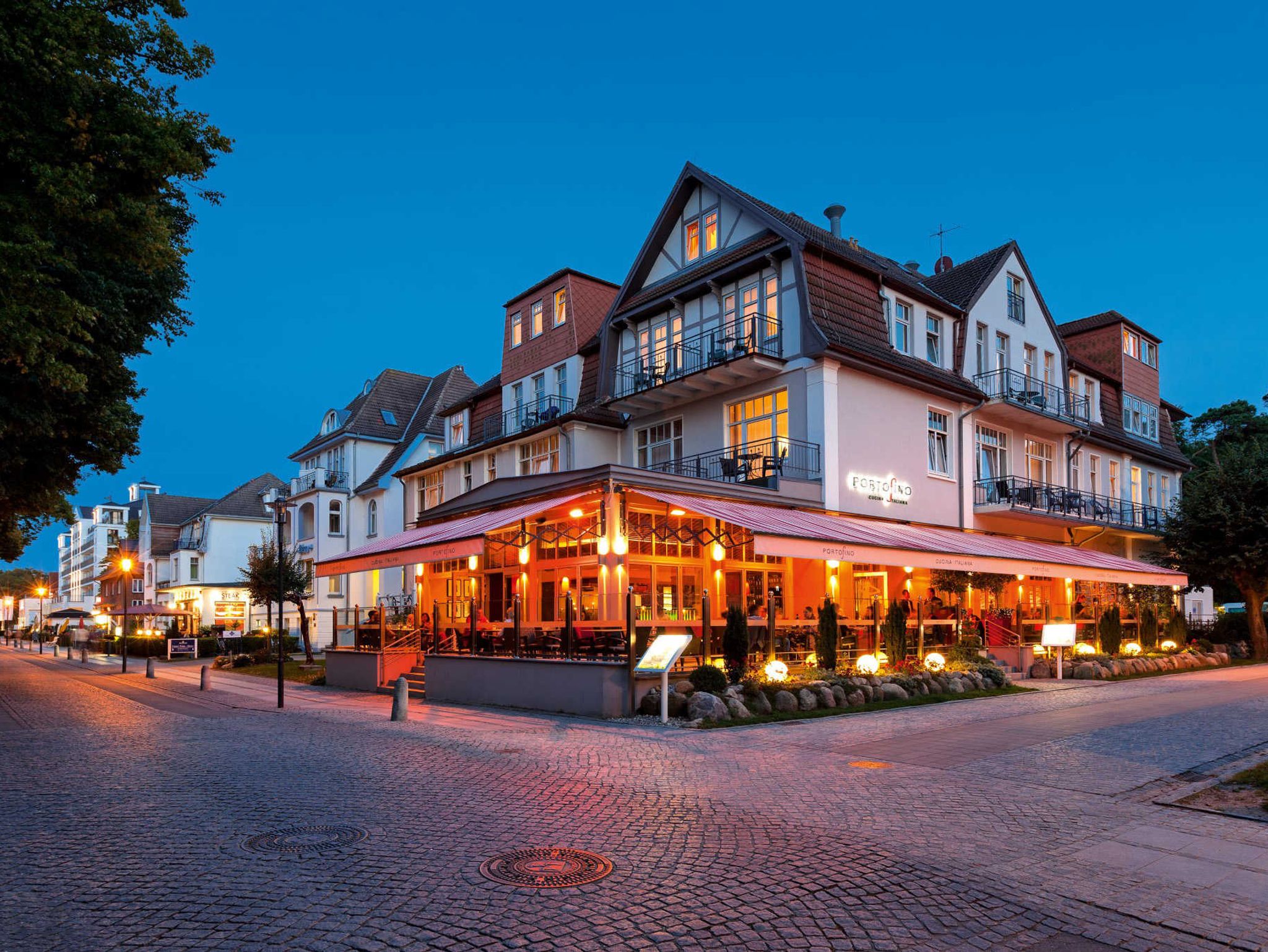 Strandvillen Bethanienruh am Abend