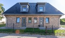 DEB 029 exclusives Ferienhaus unterm Reetdach