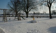 Zur Erholung am Waldstrand in Bellin