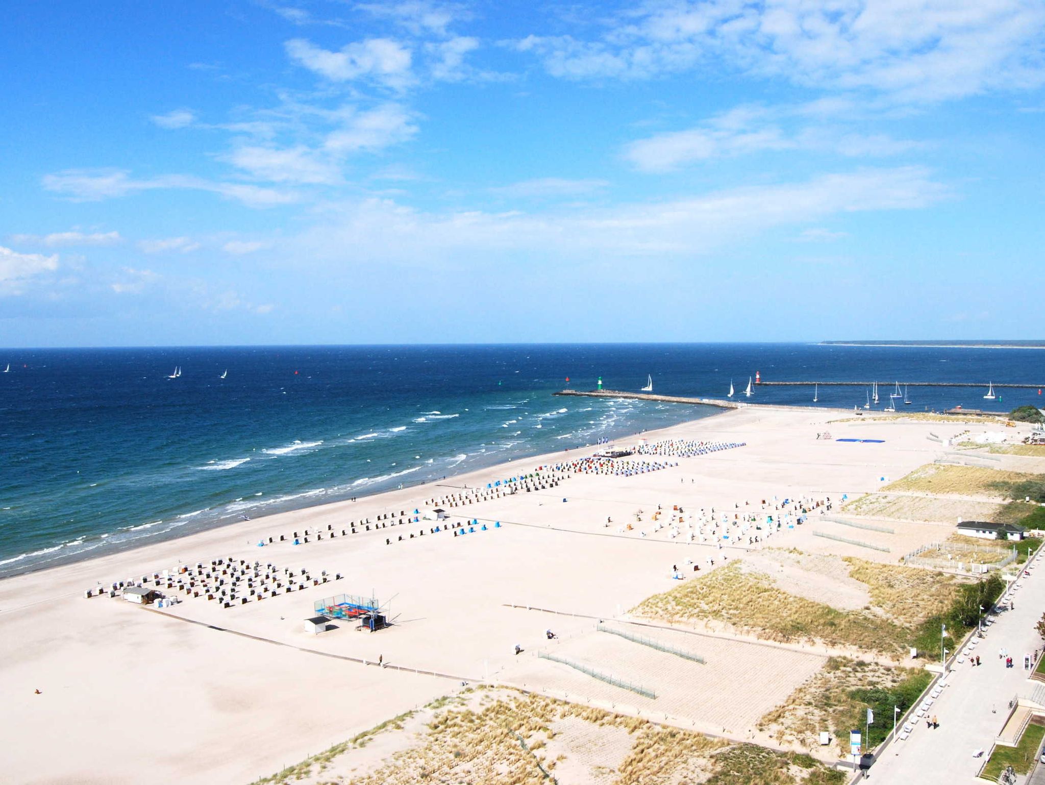 Frühstück mit Meerblick im nahen Ostseebad Kühlungsborn