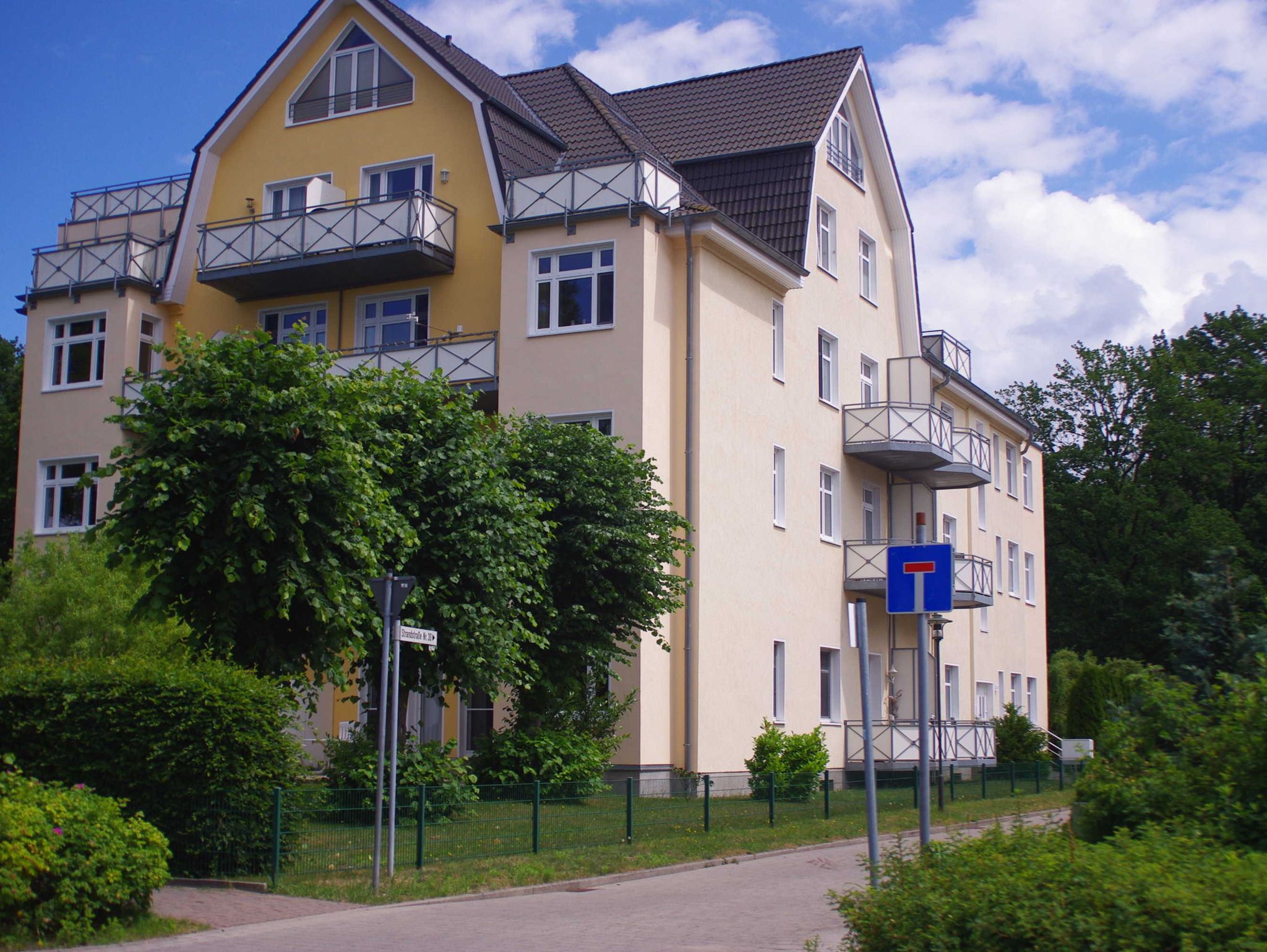 Blick vom Garten zum Selliner See Haus 1