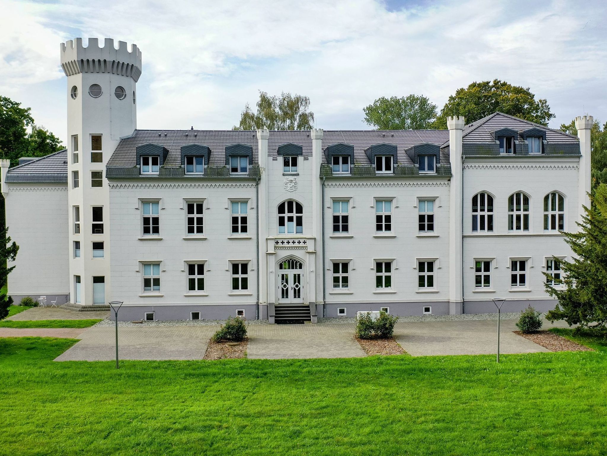 Außenansicht Schloss Hohendorf