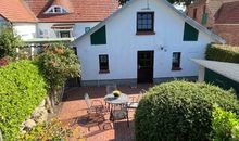 ruhiges gelegenes Ferienhaus mit Terrasse am Sund