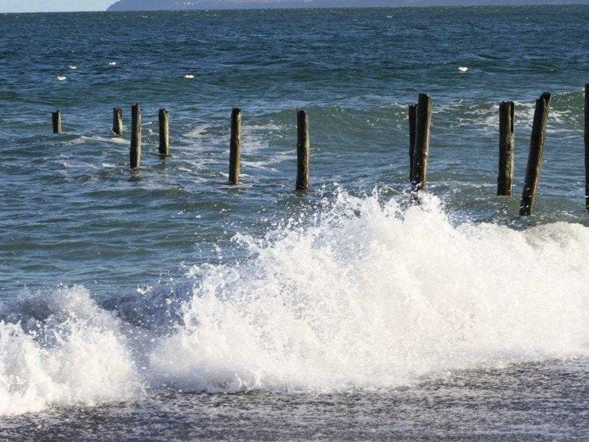 Die mediterrane Wasserlandschaft im Innenhof