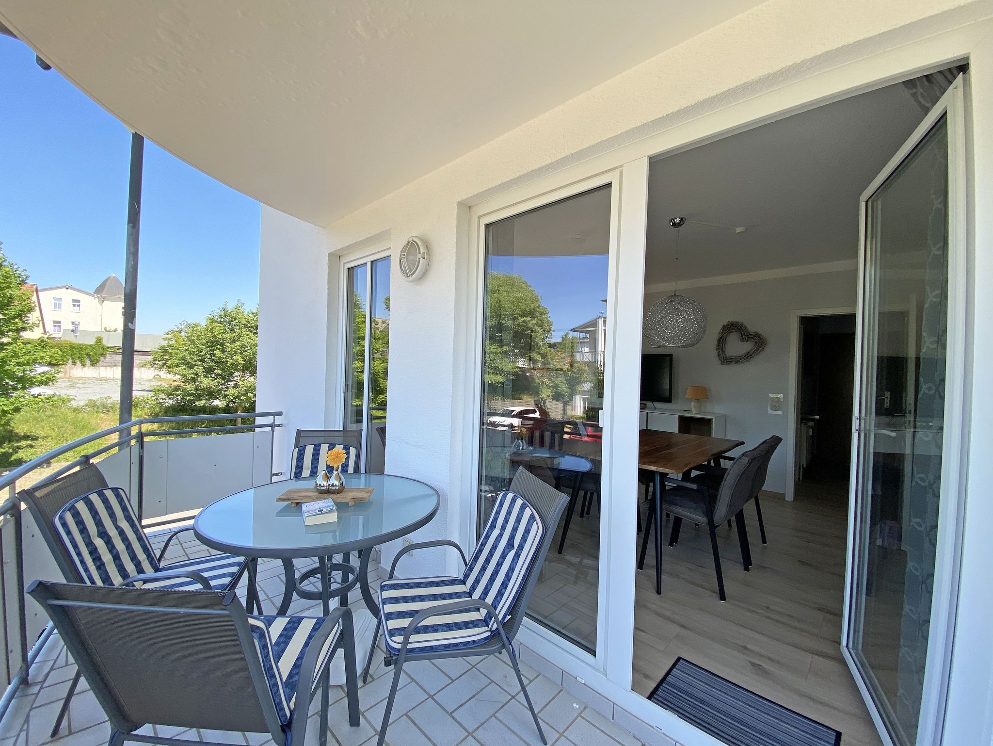 Ferienhaus Insel Rügen Ostsee Reethaus am Meer Sauna Kamin W