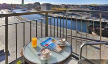 Ohlerich Speicher App. 24 - Blick auf den Balkon und den Alten Hafen