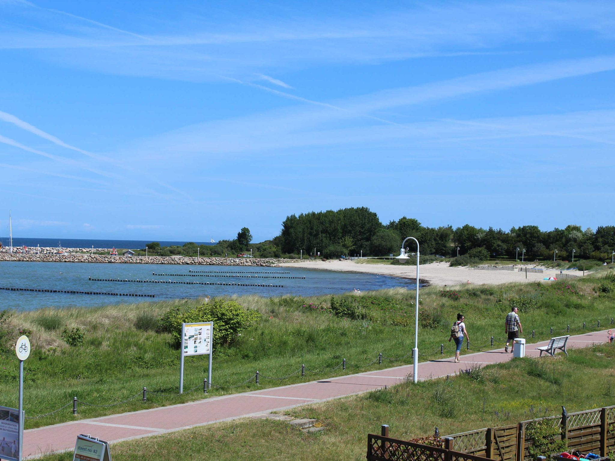 Glowe- Promenade und Strand