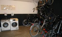 Fahrradkeller mit Waschmaschine und Trockner Haus 2