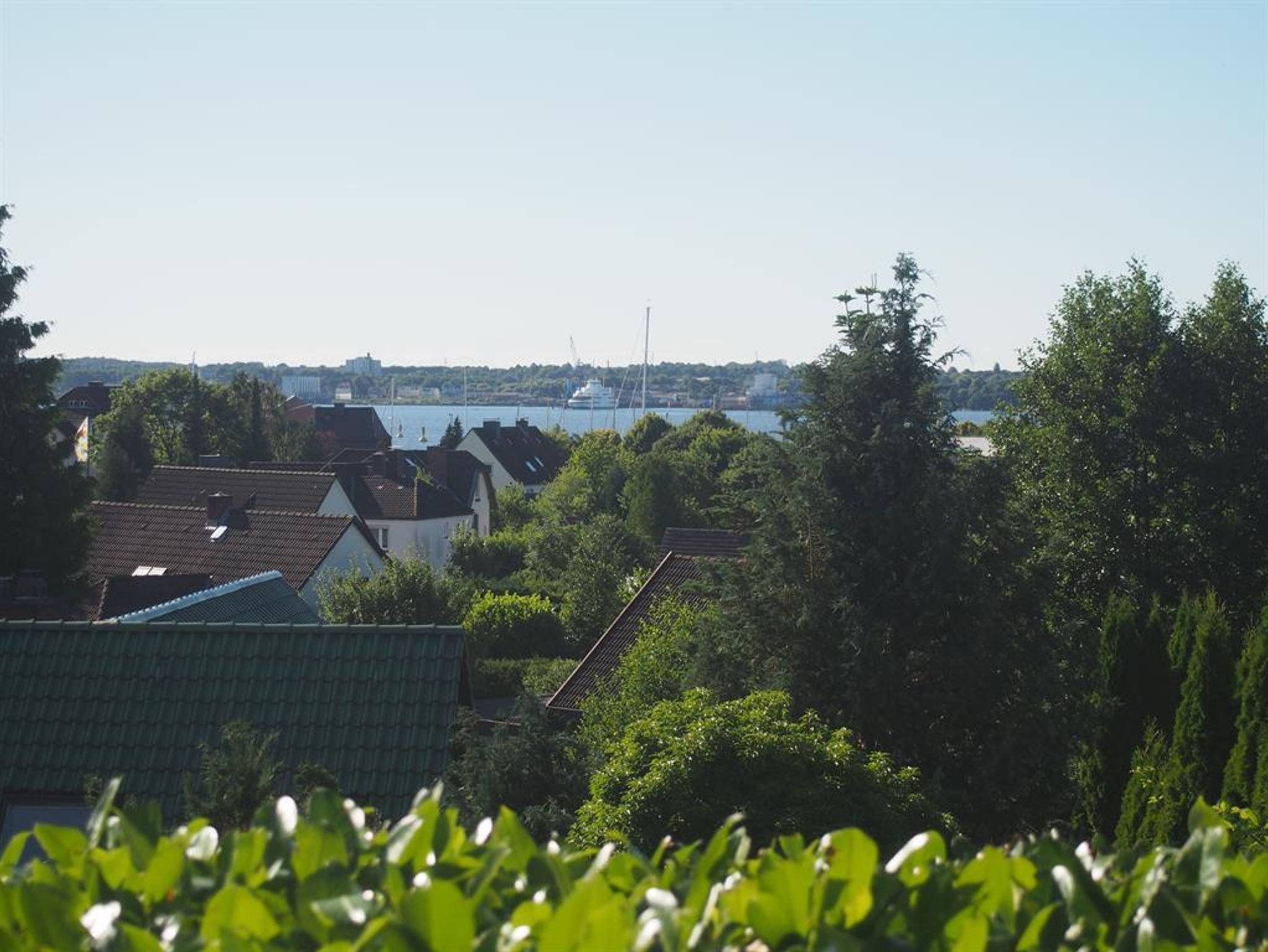 Rückseite des Feroenhauses Tobias